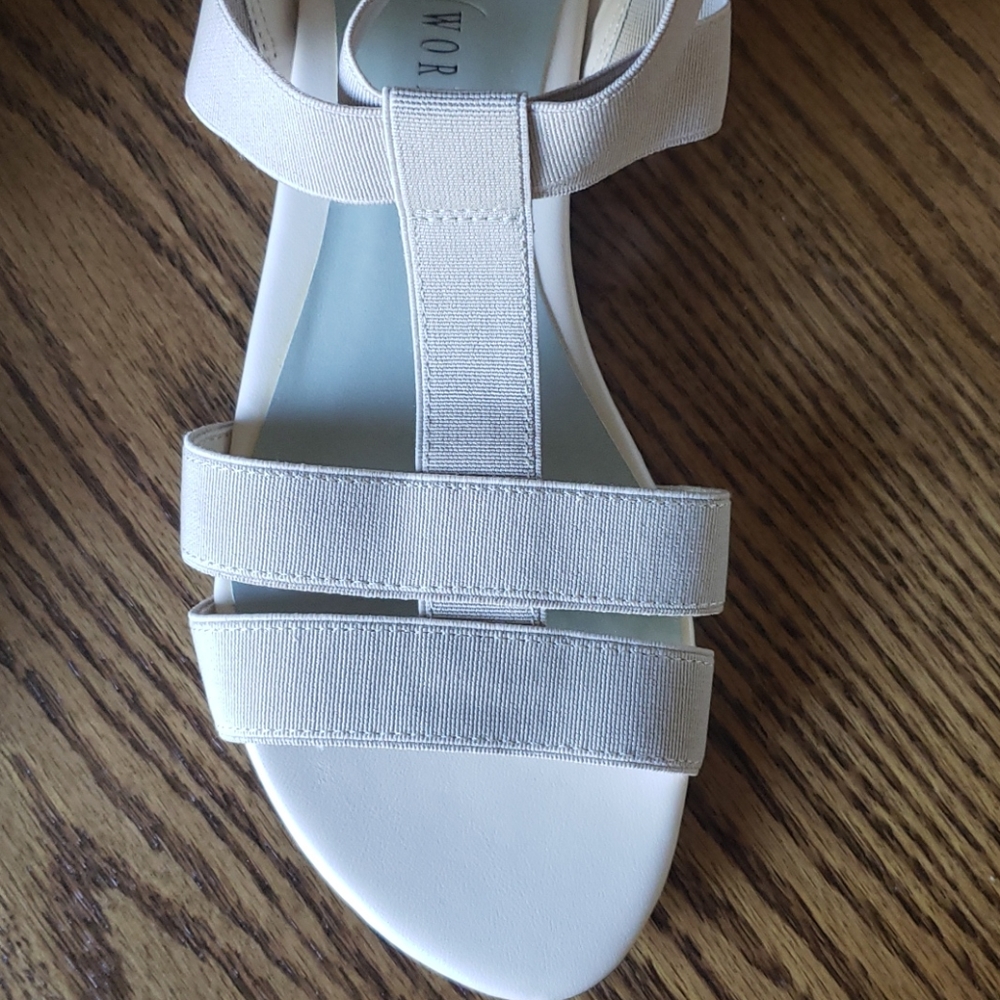 Studio Works Natural Color Sandals - Picture 4 of 5